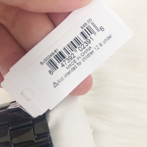 Betsey Johnson Black Skull Crown Watch - Picture 8 of 8